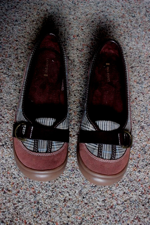 Land’s End Slip On Wedge Loafer Women’s Sz. 7 B