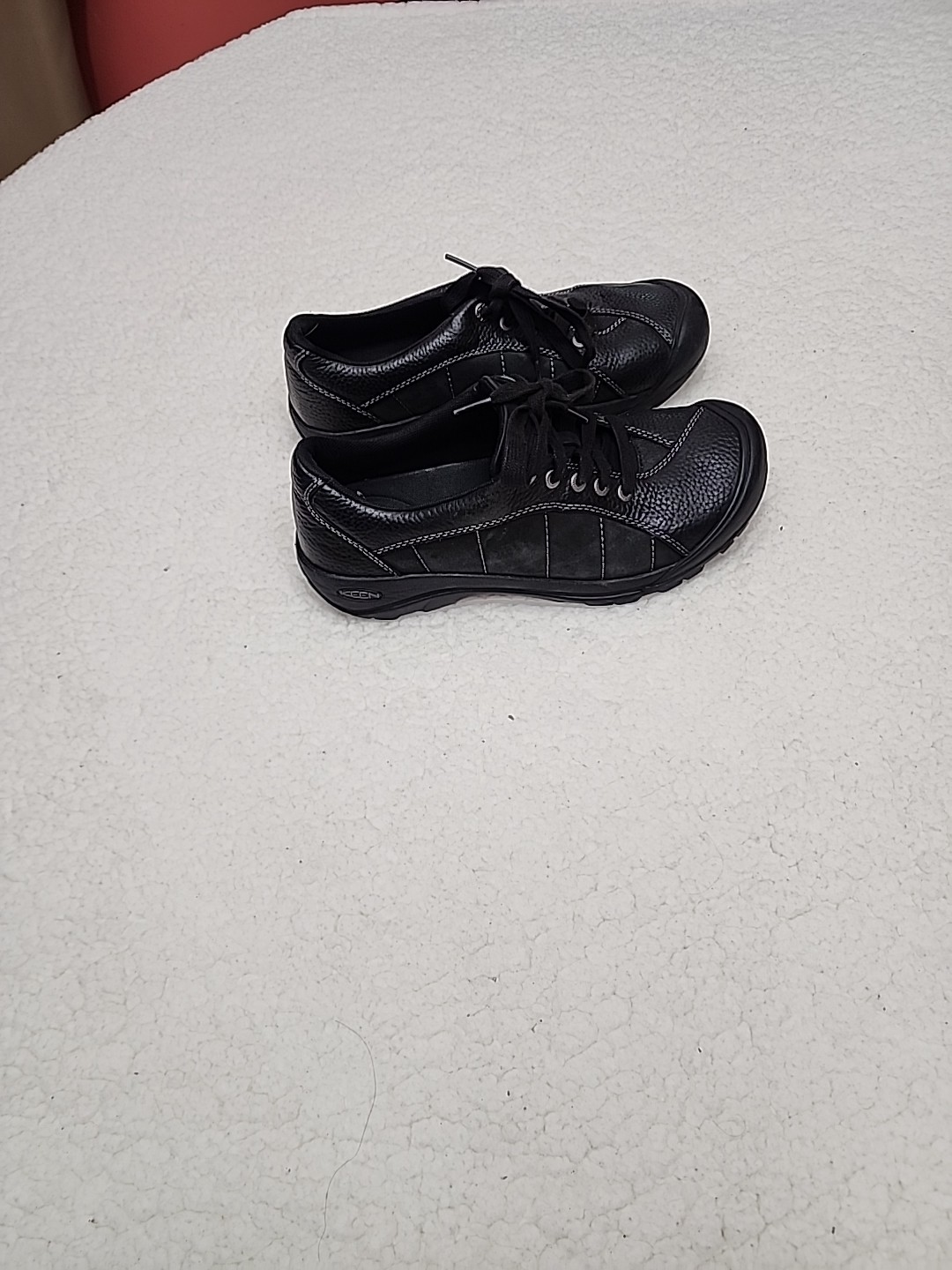 Keen Black Sneakers Size 9 1/2 India 010515