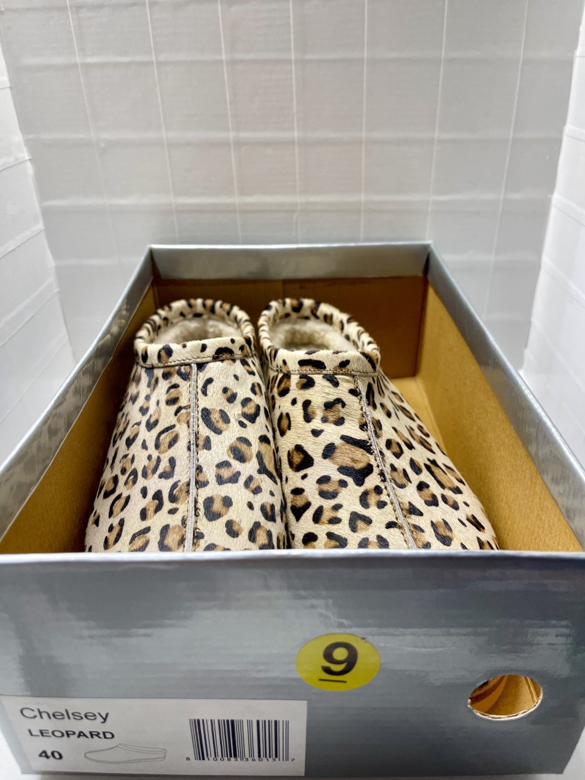 ENJOIYA Chelsey Leopard Print Fleece-lined Round Toe Slide Shoes! Fast Shipping!