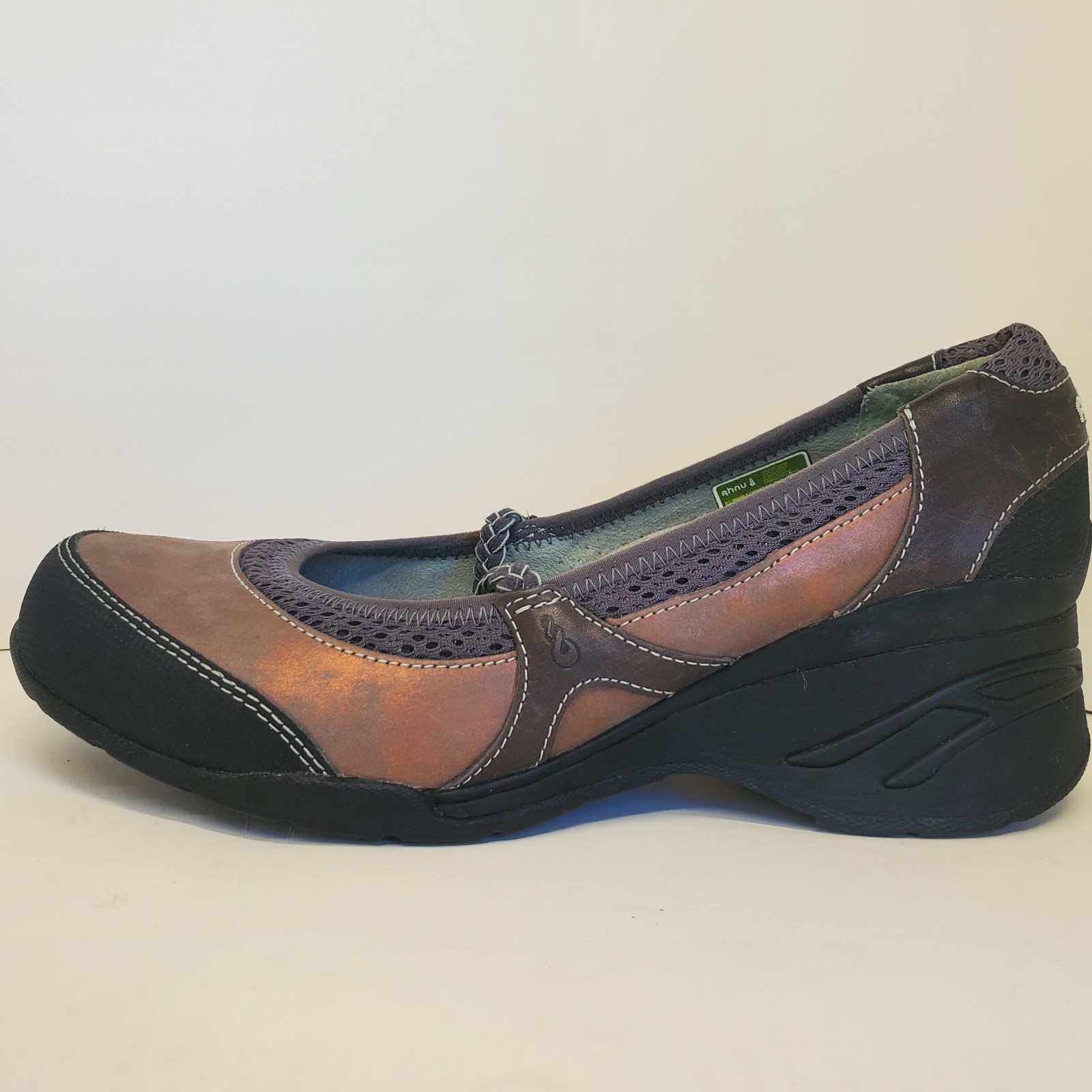 Ahnu Olivia Mary Jane Wedge Women’s Size 8 Brown Leather Slip-on Vibram Sole