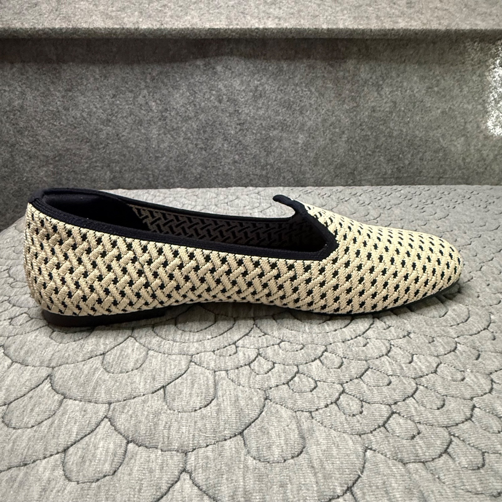 Vivaia Audrey Round-Toe Woven Knit Geometric Pattern Loafer Womens Size 9-9.5