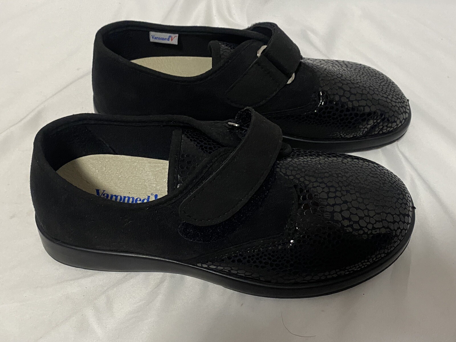 Florett Varomed Slipper Shoes Sneakers Black Tromsö Embossed hook & Loop sz 41