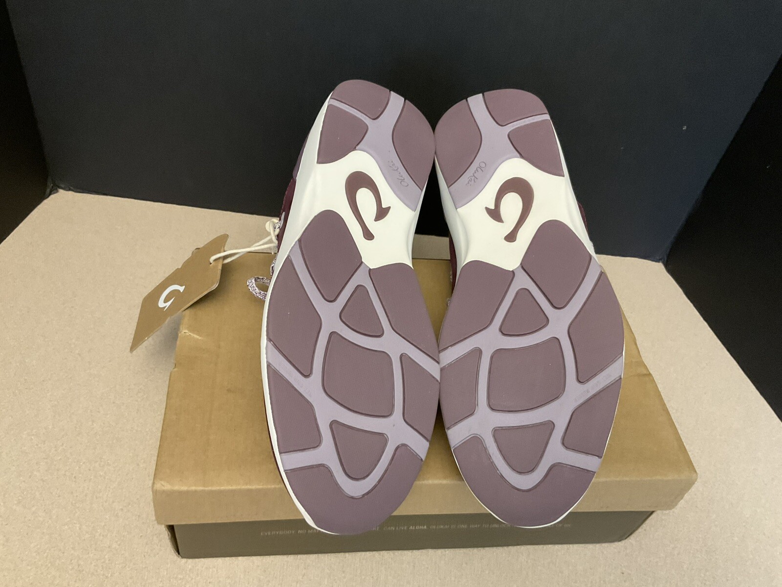 New! Womens OluKai Miki Li’ Mauve/Plum Quick-Drying Outdoor Shoes. Size 9.5.