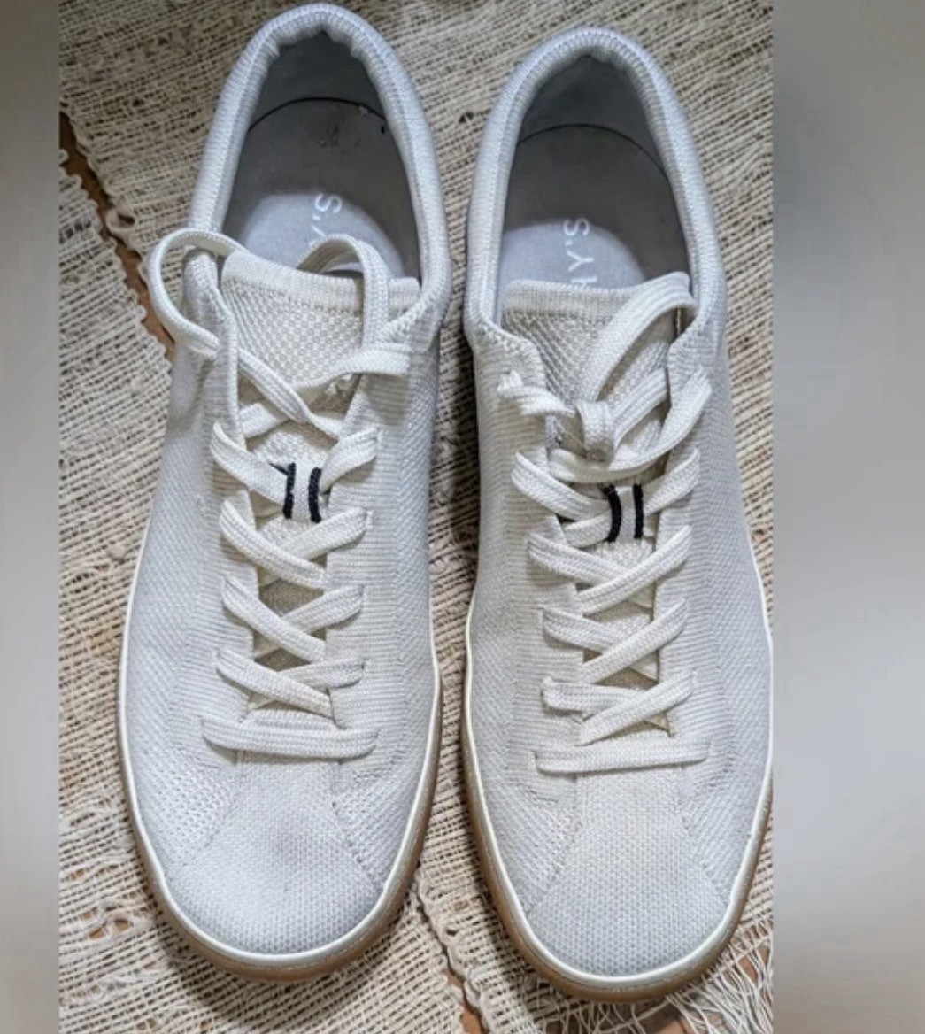 Rothy’s Women’s Lace Up Sneakers Blonde size 9.5 – worn once