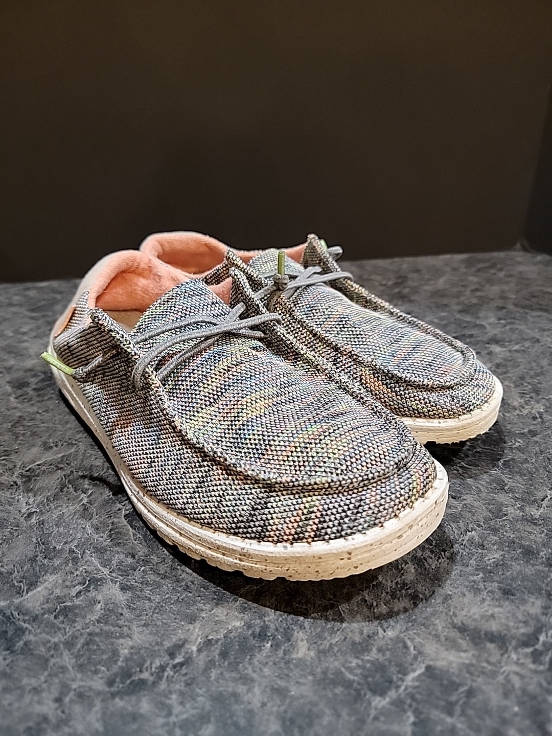 Hey Dude Wendy Sox Women’s Size 9 Slip On Shoes Peacock Pink Casual Comfort
