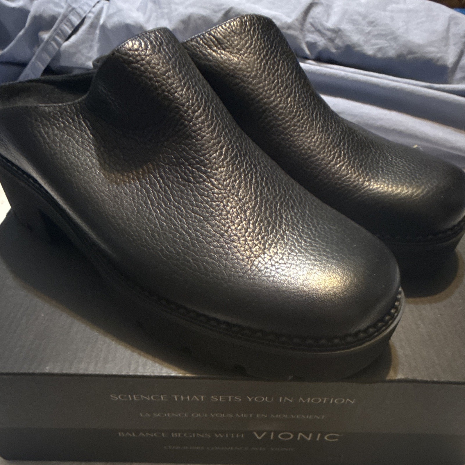 Vionic Fairfax Women’s Black Leather Slip-On Clog 9.5 M Comfort J0793L1001