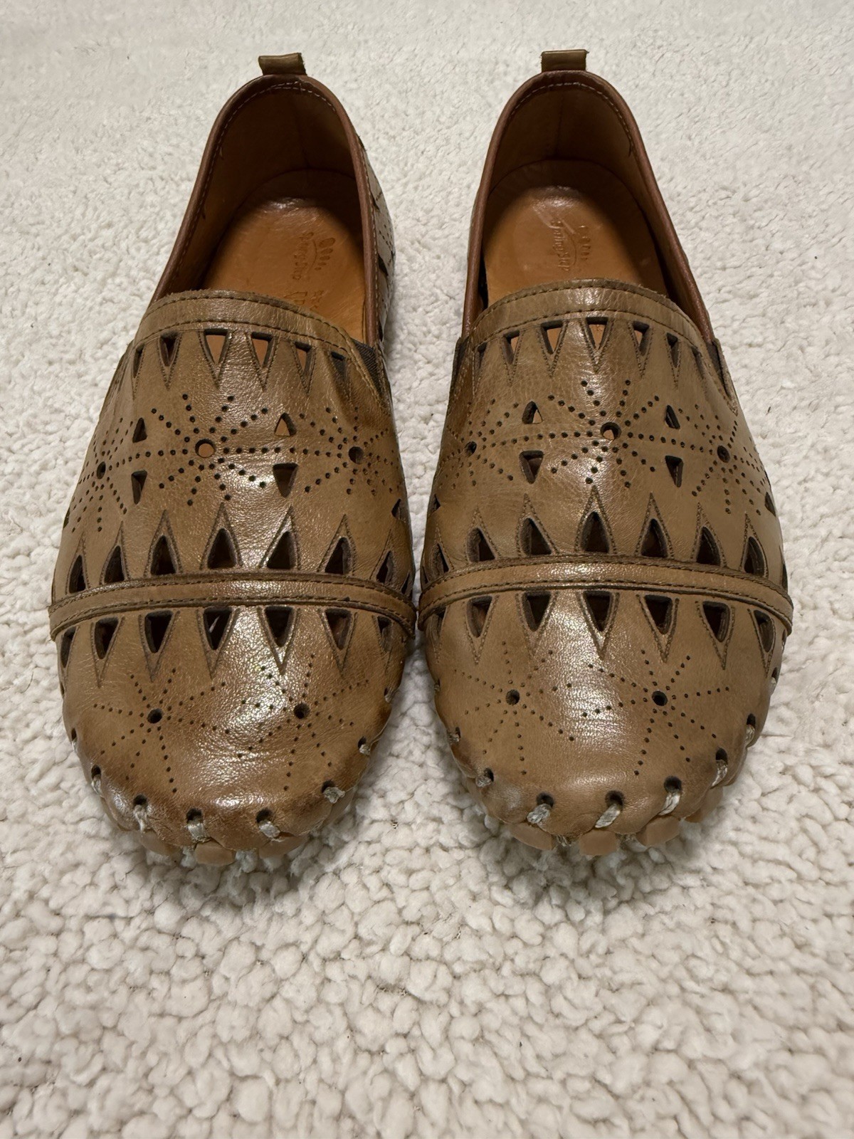 Spring Step Fusaro Women’s Slip On Shoe Geometric Laser Cut Outs Leather Upper 9