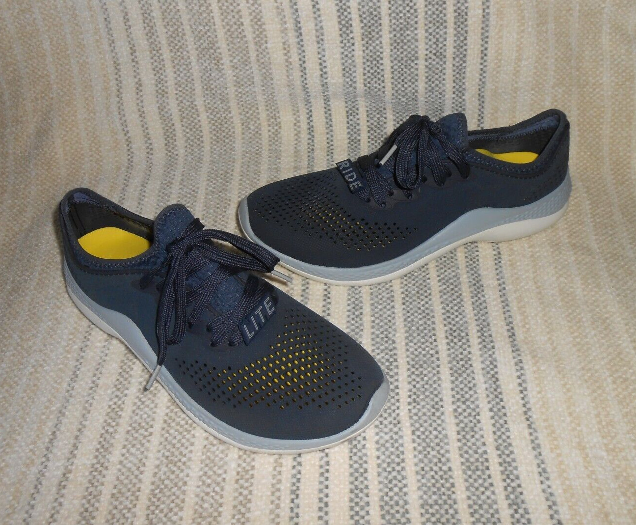 Crocs Literide 360 Pacer Sneakers Women 9 Blue Lace Up Comfort Water Shoe 206705
