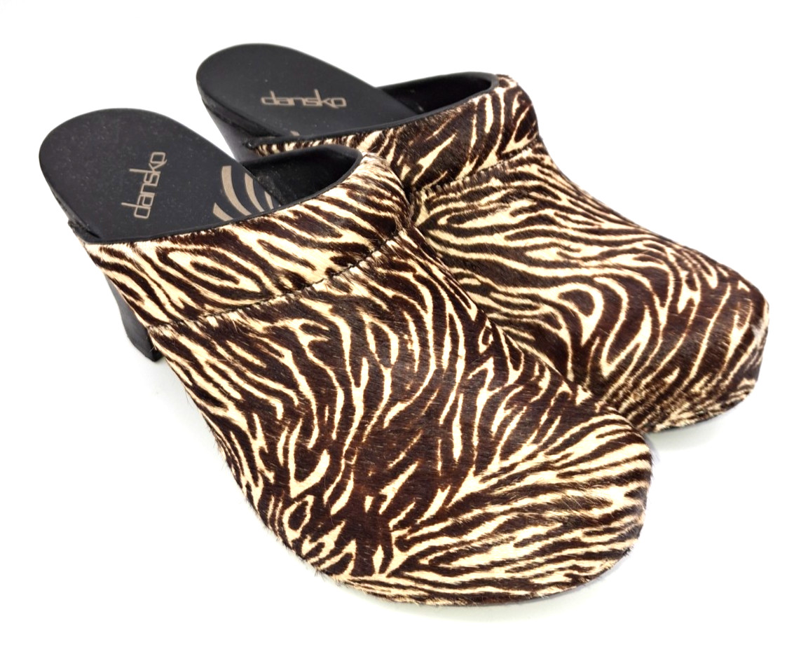Dansko Rae Brown Tan Zebra Pony Calf Hair Heeled Clogs Shoes Womens Sz EU 40 9.5