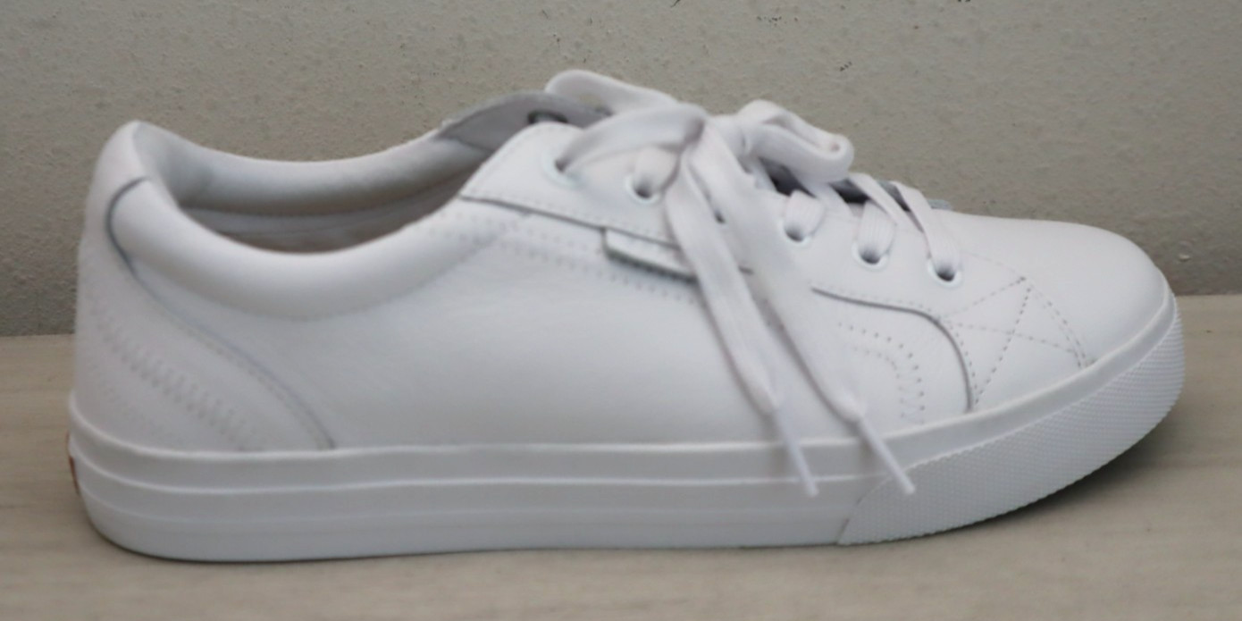 Taos PLX-13994A Women’s Sz 10.5M White Leather Plim Soul Lux Sneakers Shoes $170