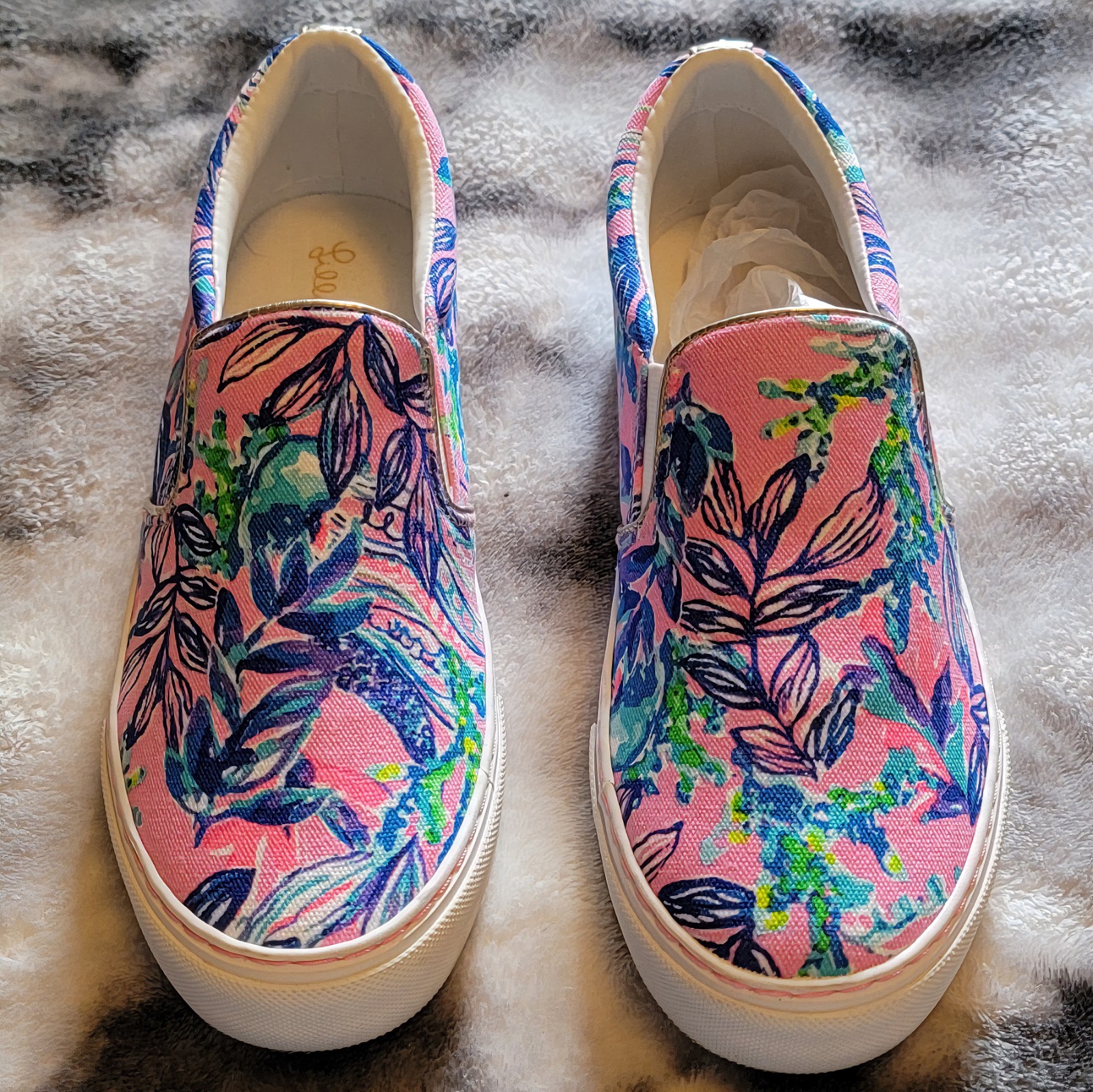 Lilly Pulitzer Floral Slip-On Sneakers, Size 7M