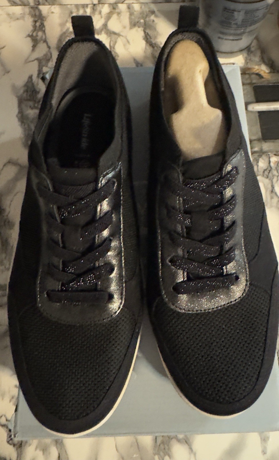 BZEES for LifeStride Dynamic Women’s Black Fabric Lace-Up Sneaker 9.5 W Washable