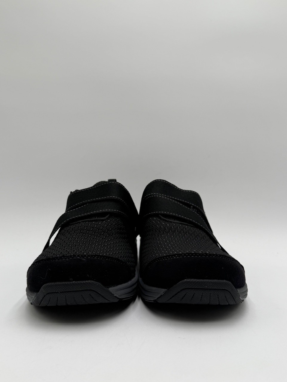 OrthoFeet ELBA Women’s NEW Slip On Sneaker Black Multiple Sizes