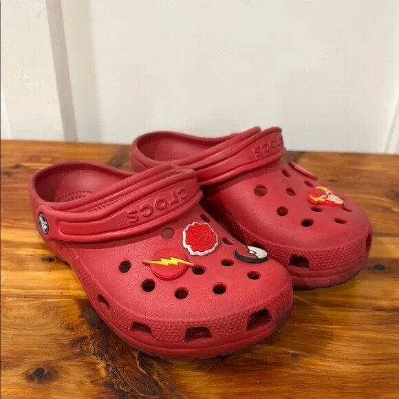 Crocs Classic Red Clogs with Jibbitz Rose Flash Pokemon Captain America M5 W7