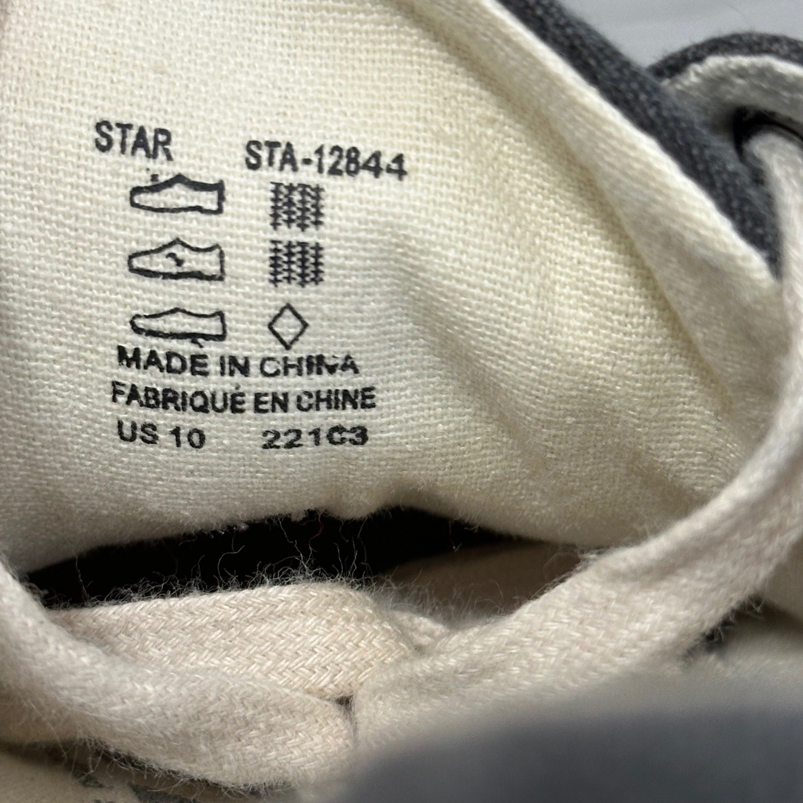 Taos Star Sneakers Womens 10 Charcoal Washed Canvas Lace Up Comfort Shoes