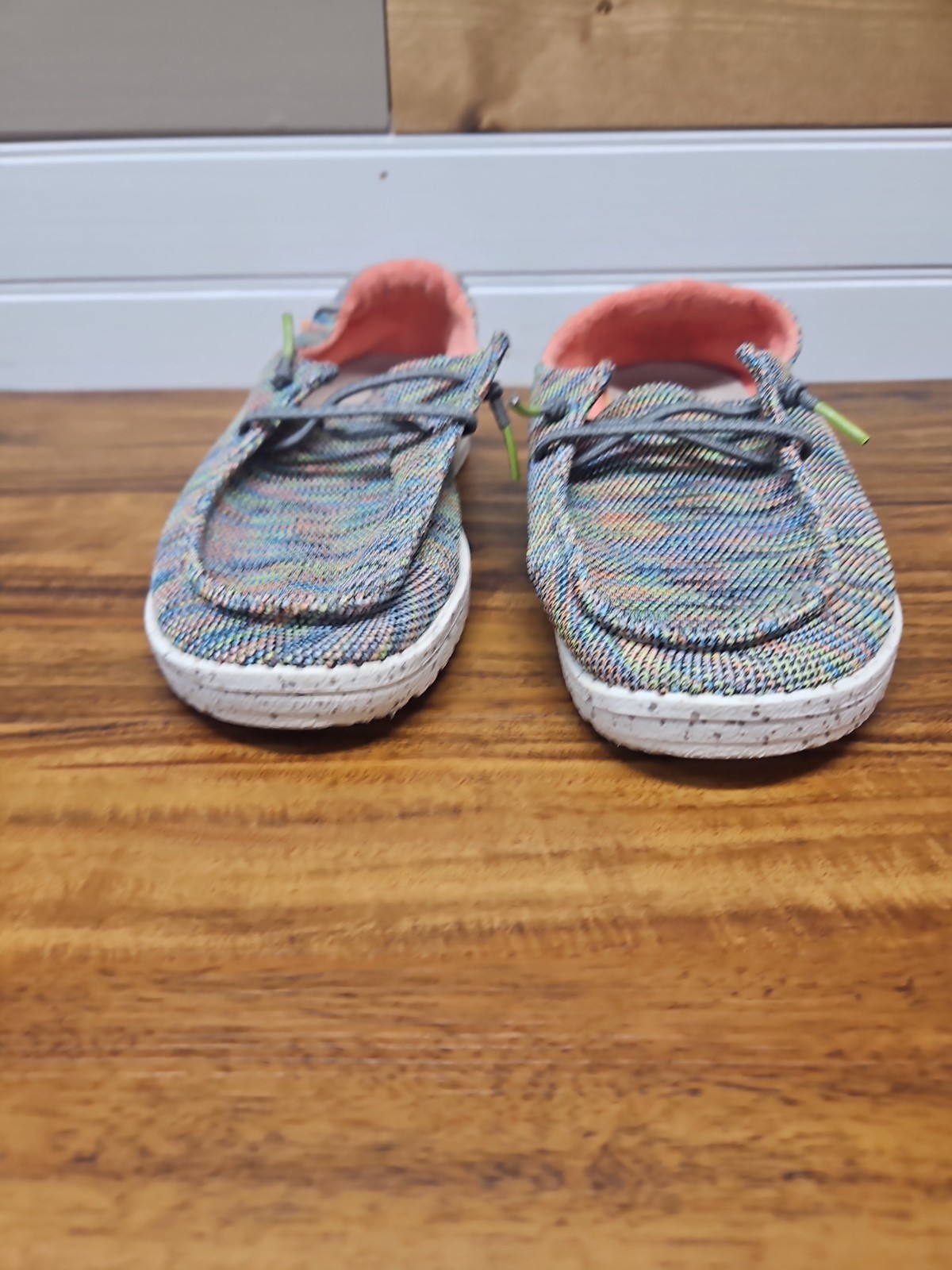 Hey Dude Wendy Sox Women’s Size US 5 Slip On Shoes Peacock Pink Youth Girl