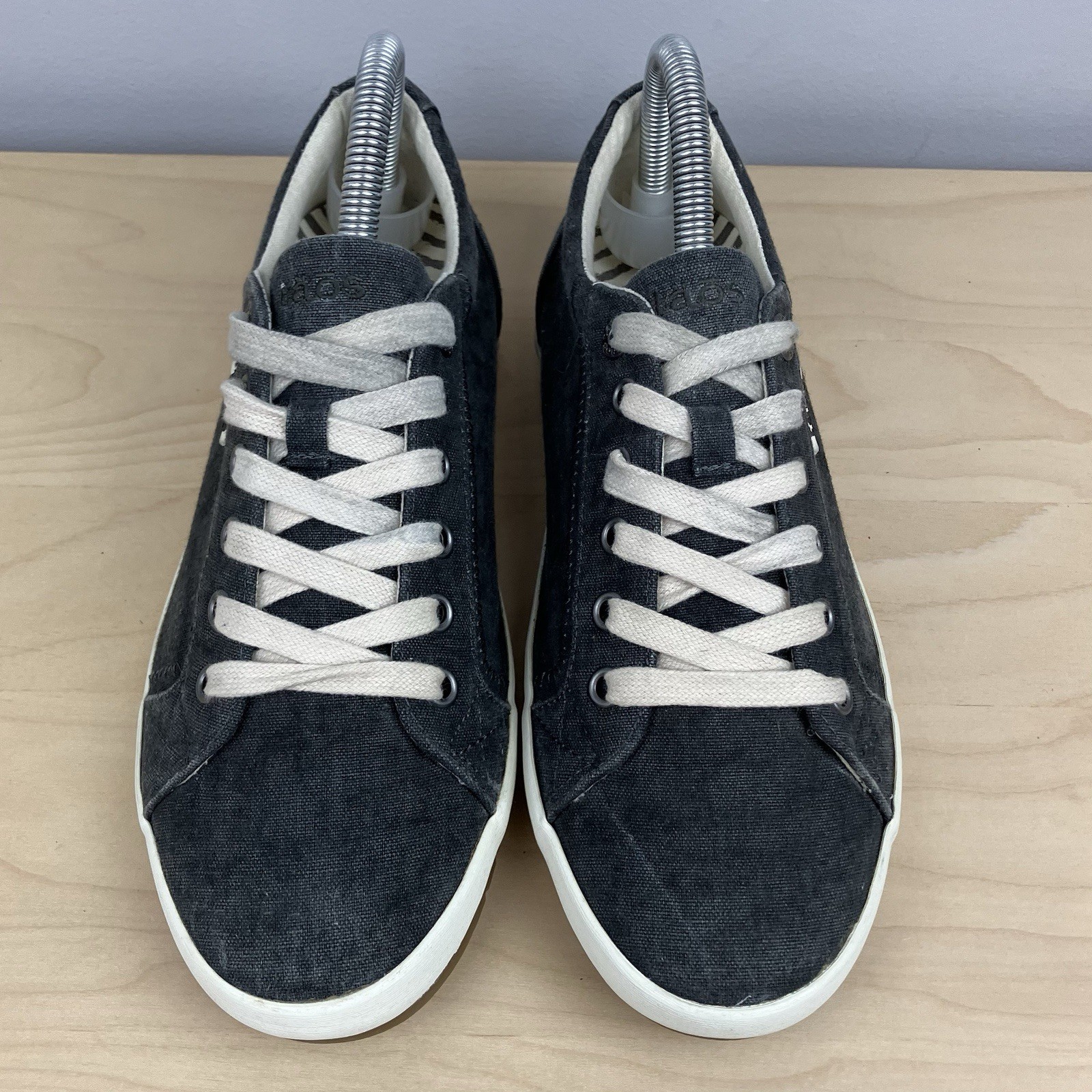 Taos Women’s Size 9.0 Star Washed Black Gray Low Top Casual Shoes Lace Up