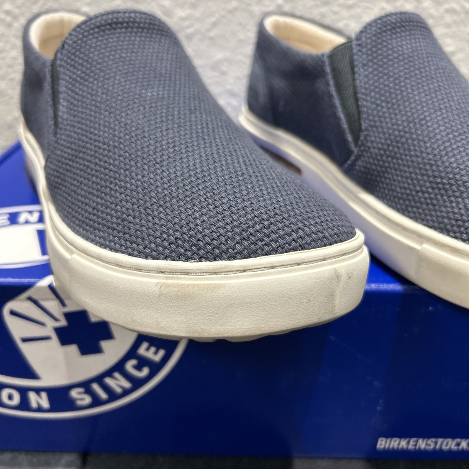 Birkenstock| Oswego Midnight| EU 38|US Women’s 7| Men’s 5|