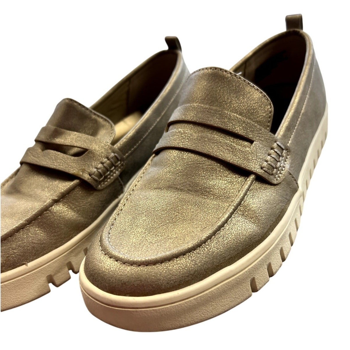 Tommy Bahama Venus Penny Loafer Slip On Shoes Size 8