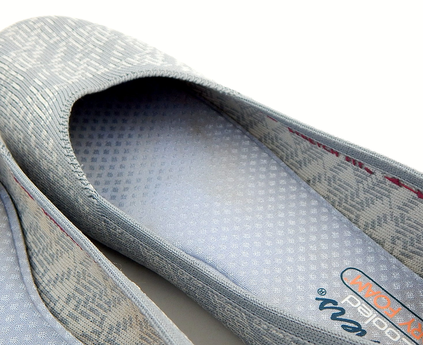 SKECHERS Air Cooled Memory Foam LT Gray Flat Slip On Shoes Mesh Women 10 Stretch
