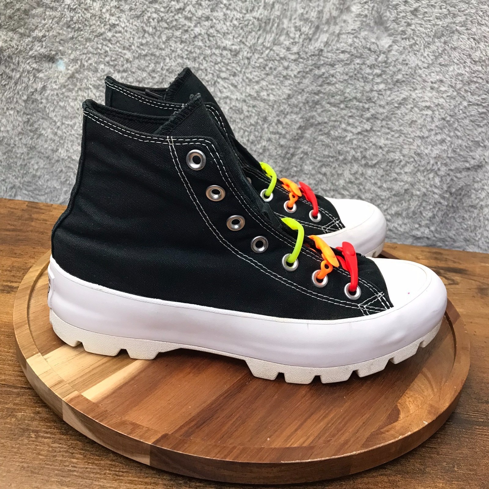 Converse Chuck Taylor All Star Lugged High Top Sneakers Womens 8 Black Canvas