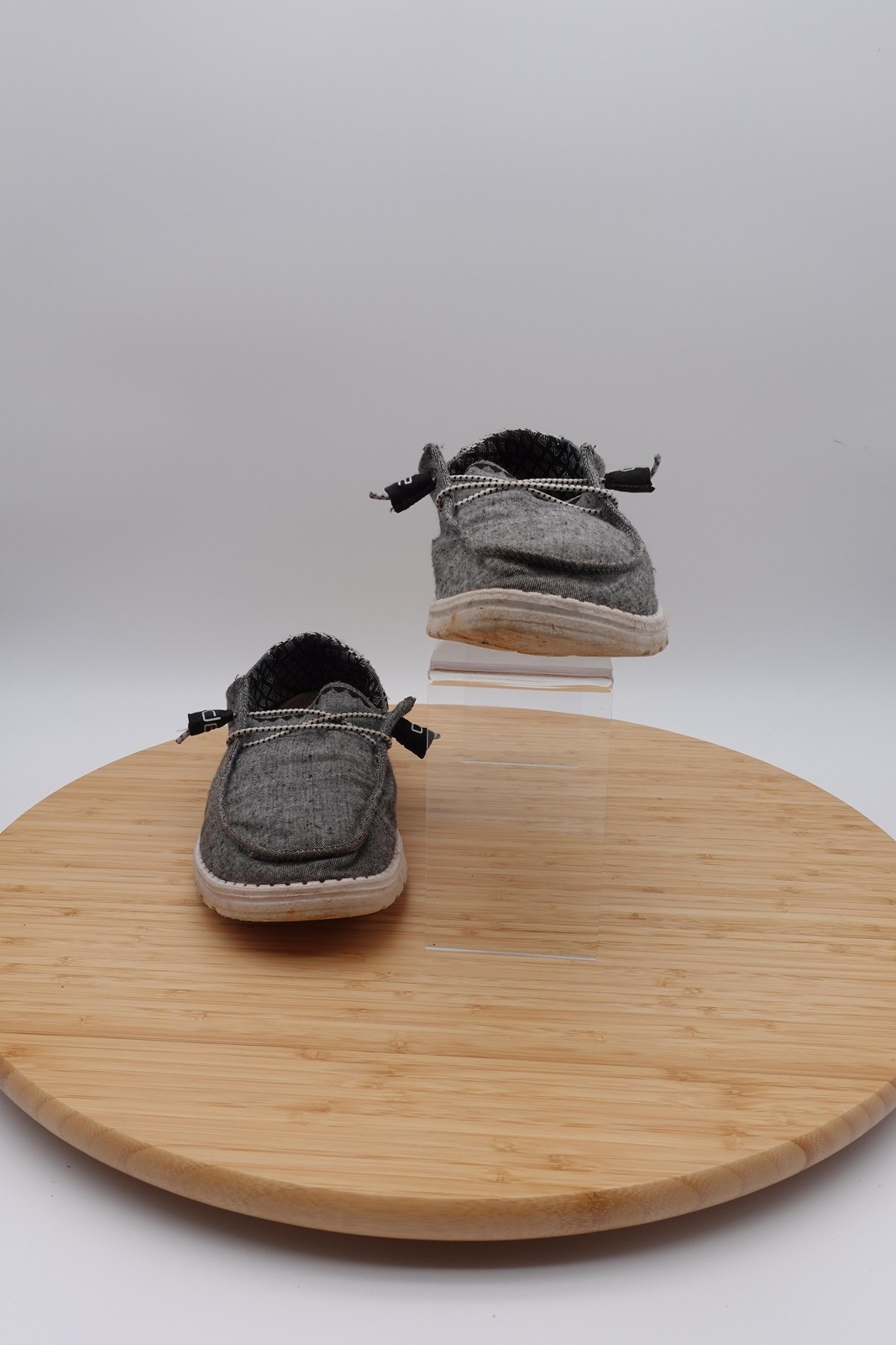 Hey Dude Wendy Shoes Womens Size 9 40 Gray Chambray Slip On Casual Comfort