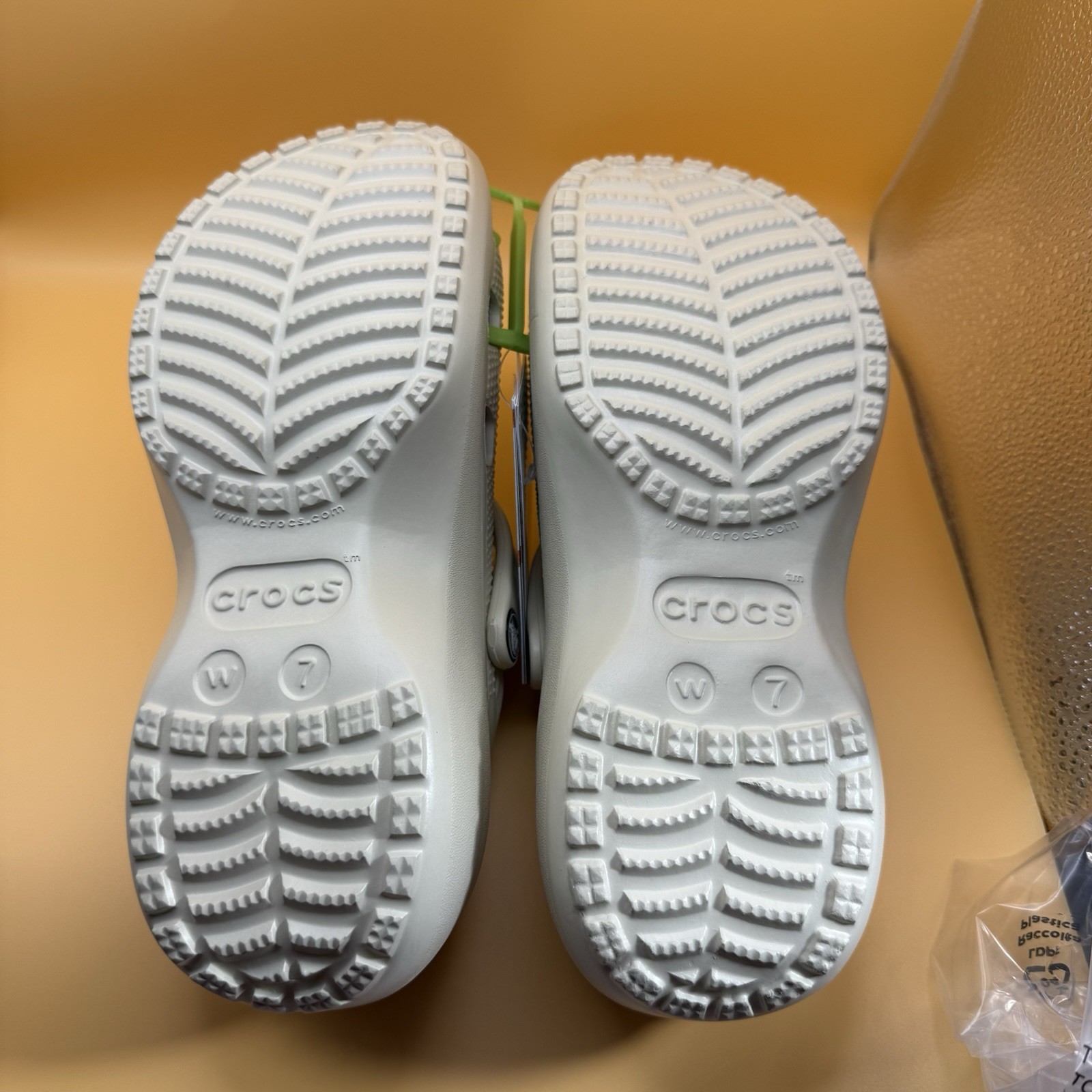 Crocs Women’s Classic Platform Clog Holds 26 Jibbitz™ Size 7 Women’s NIB