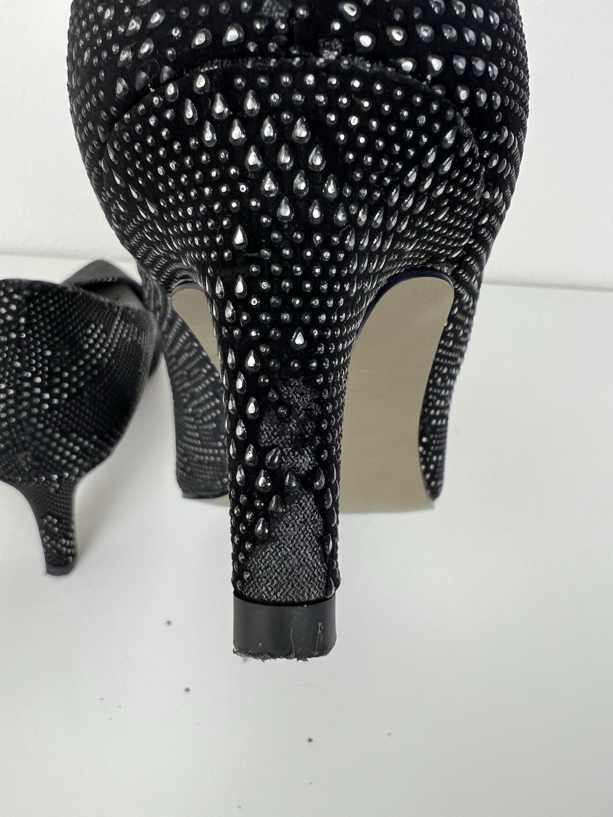 Easy Street Kitten Heels Womens 8.5M Black Textured Pointed Toe Pumps Comfort