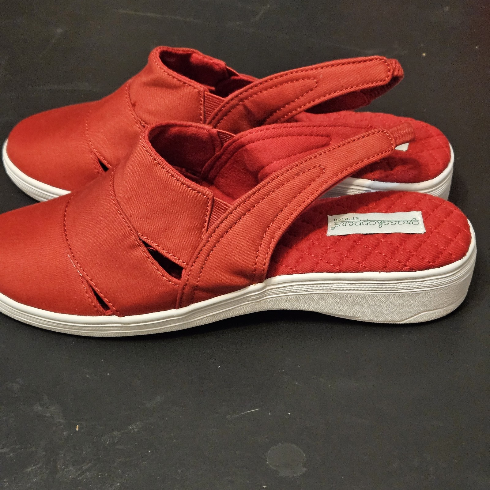 Vintage Women’s Grasshopper Calypso II Red Twill Multiple Sizes
