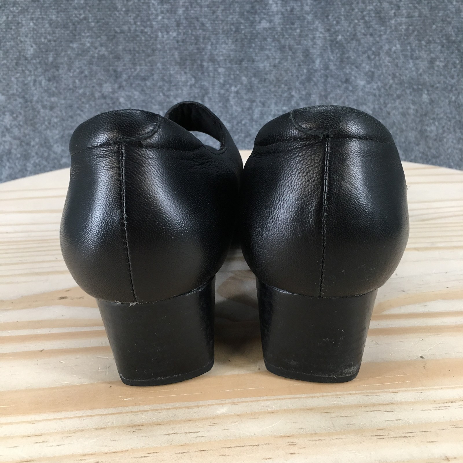 Unstructured By Clarks Shoes Womens 8.5 Wide Mary Jane Black Almond Toe Block
