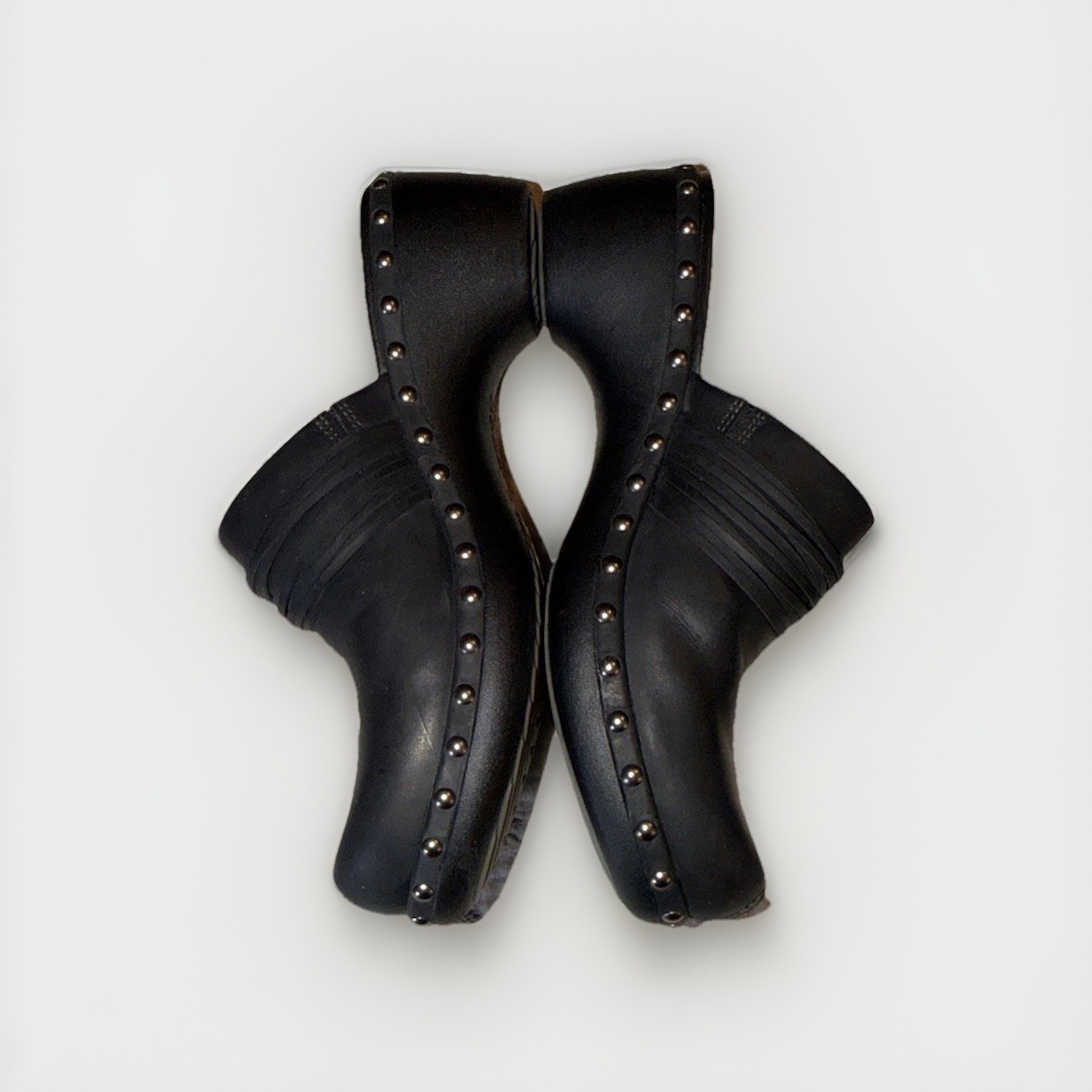Ecco Black Leather Studded Chunky Clogs Mules Women’s Size 41 (10/10.5)