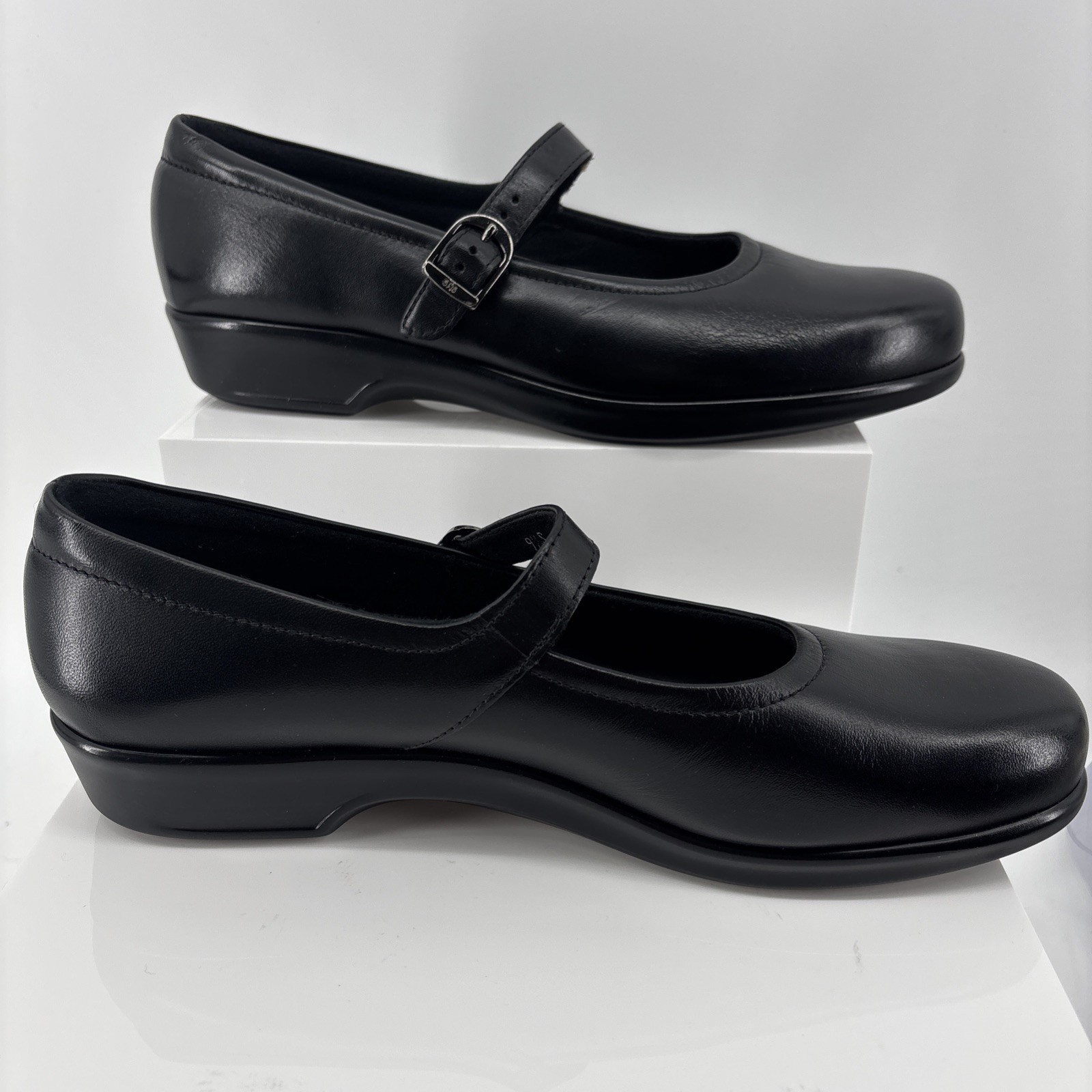 SAS Shoe Maria Black Mary Jane Flat Tripad Comfort 9.5 AAA Slim Extra Narrow USA
