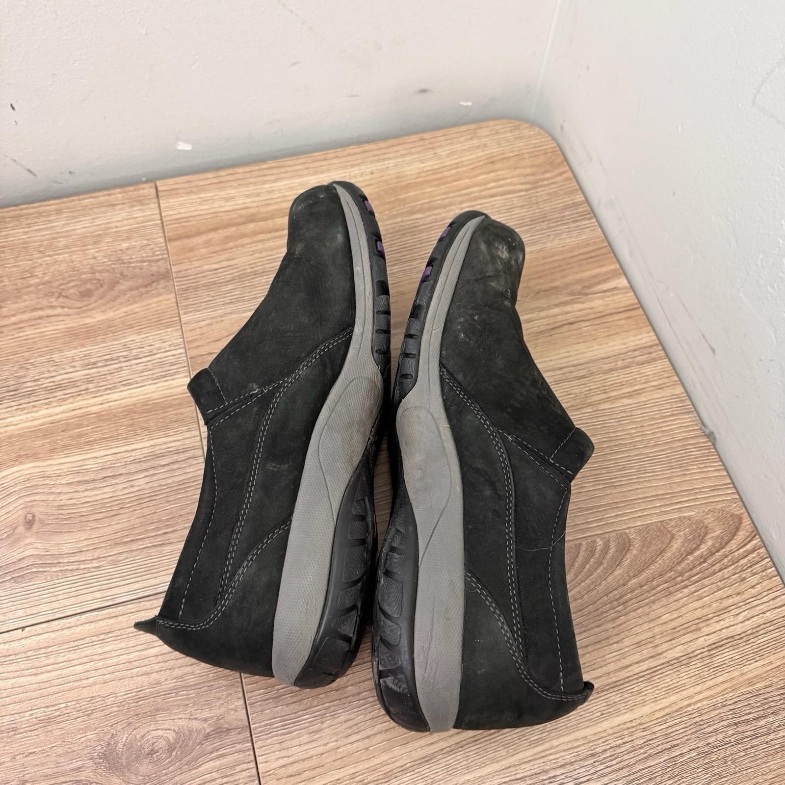 Dansko Patti Black Leather Slip On Clogs Women’s Size 9
