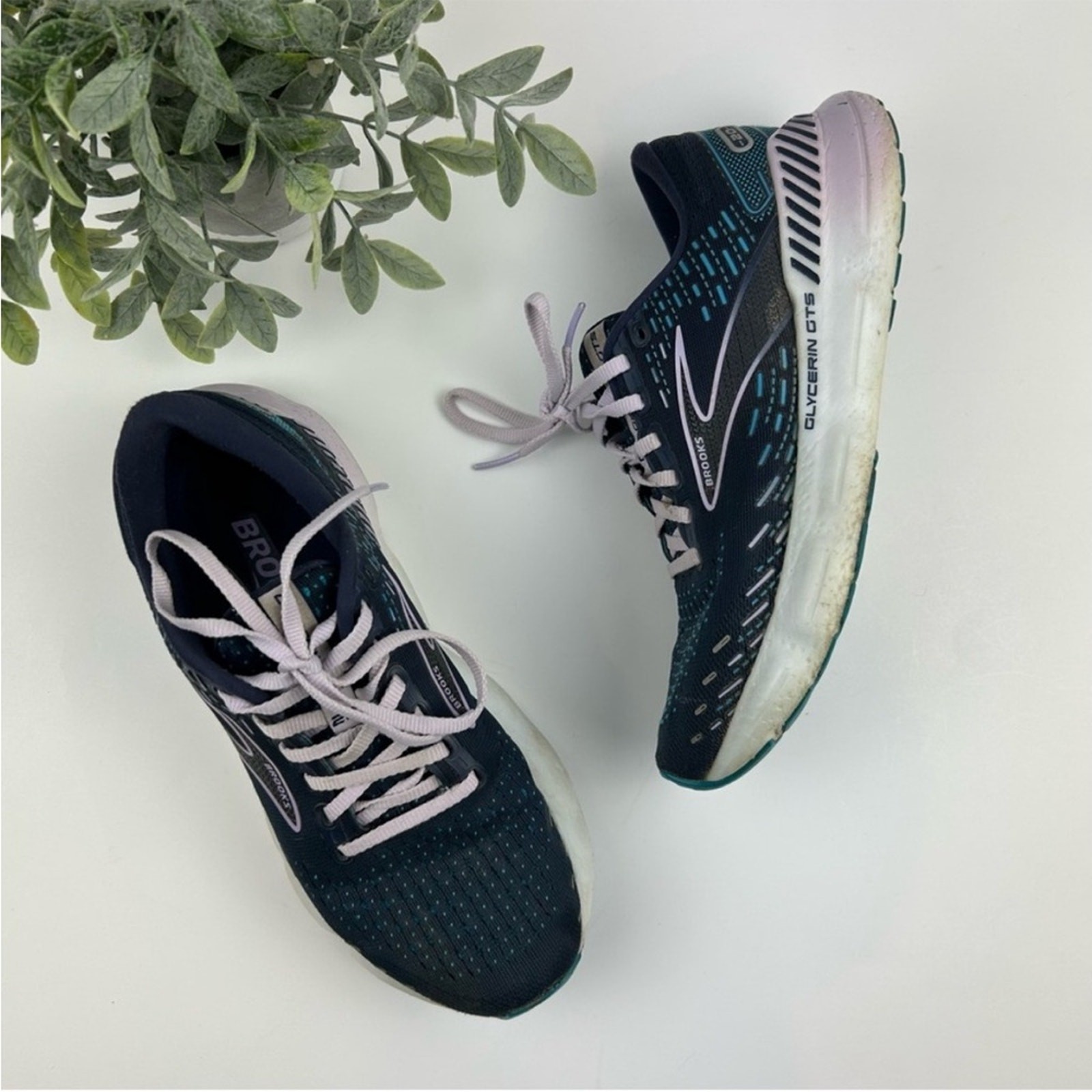 Brooks Glycerin GTS 20 Running Shoe Women’s Size 7 Wide Navy/Blue/Light Purple