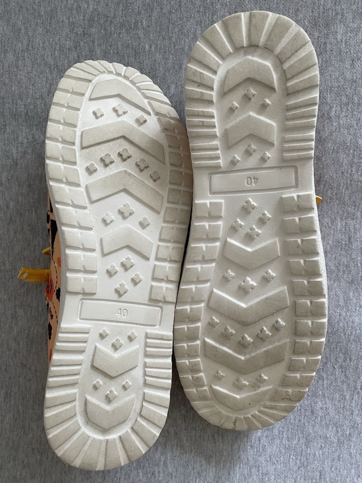 Women’s Halloween Cloth Slip On Shoes Size 40 (9) Orange with Pumpkins & Cats
