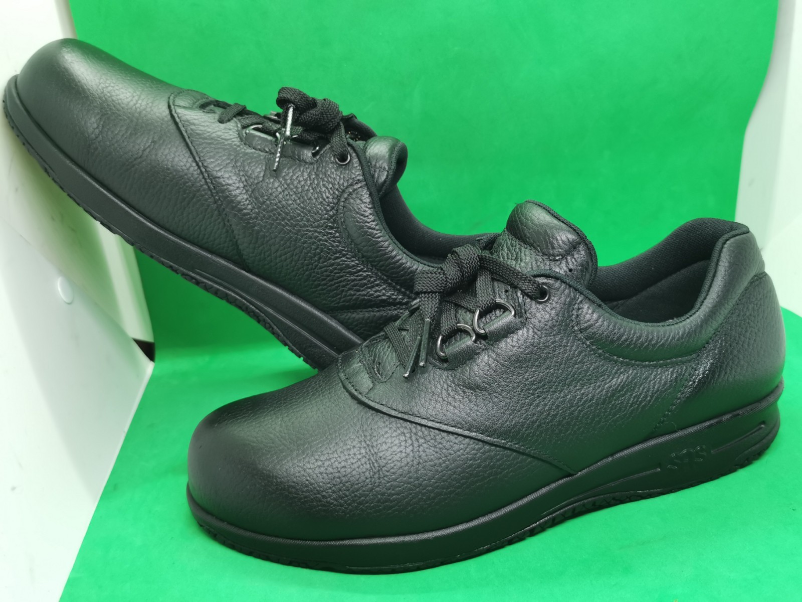 SAS Liberty Slip-Resistant Black Leather Women’s Shoes Size 9 M