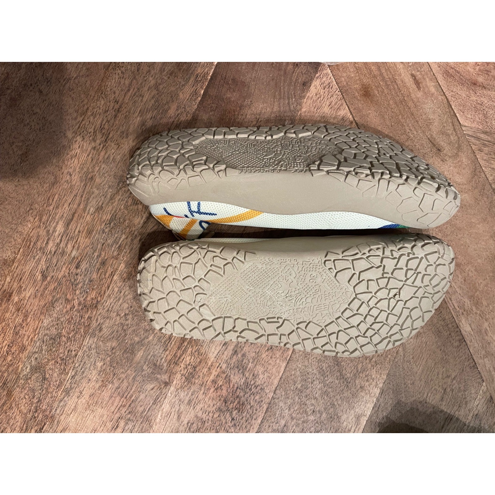 Hola Camel Graffiti Print Knit Slip On Barefoot Sneakers Multi Color Size 36 NEW