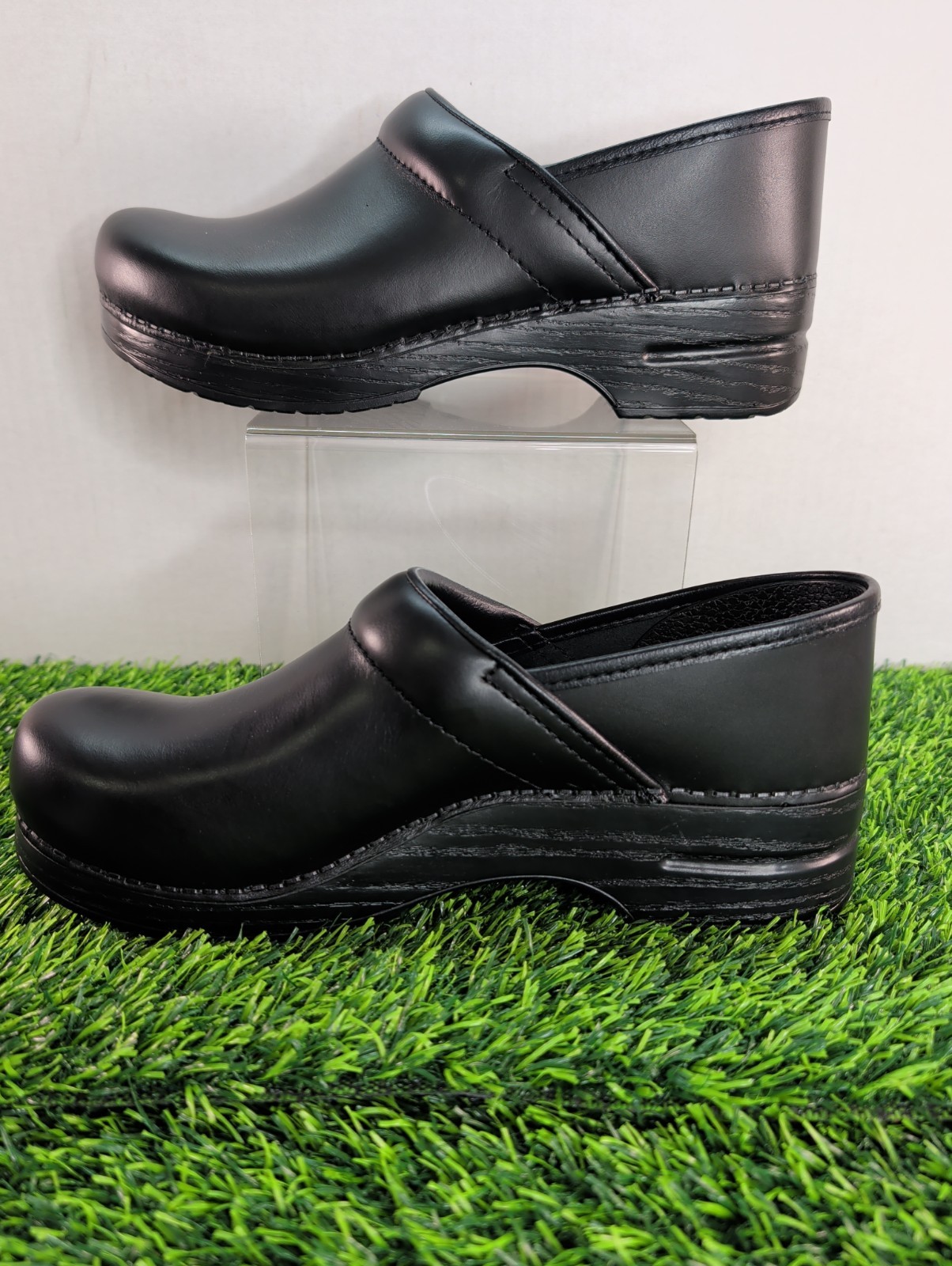 Dansko Balance Man Woven Leather Clogs EU Size 42 US 8.5 – 9 Black