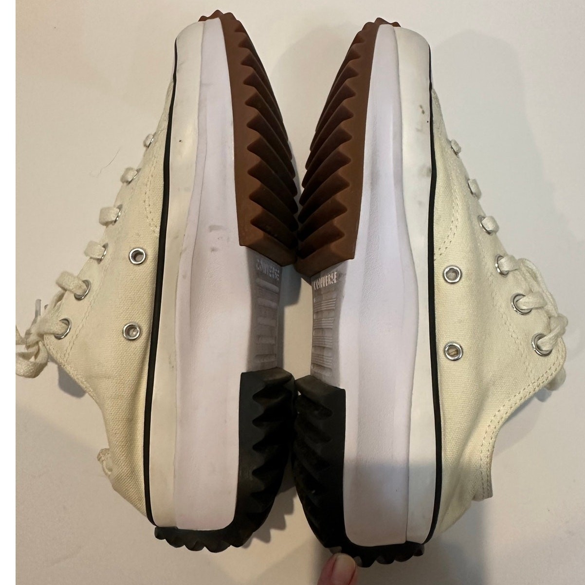 Converse Run Star Hike Platform Sneakers Women’s 9 White Chunky Lug Sole Shoes