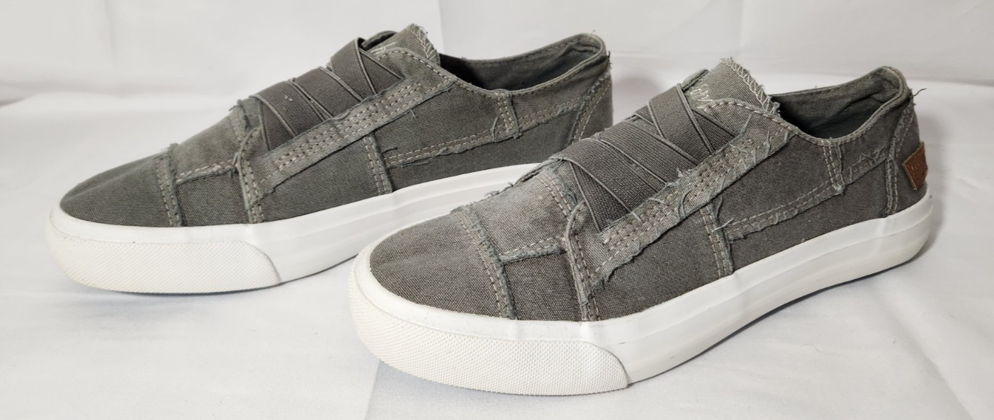 NEW Blowfish Malibu Marley Grey Distressed Canvas Slip Sneakers Women’s Size 8