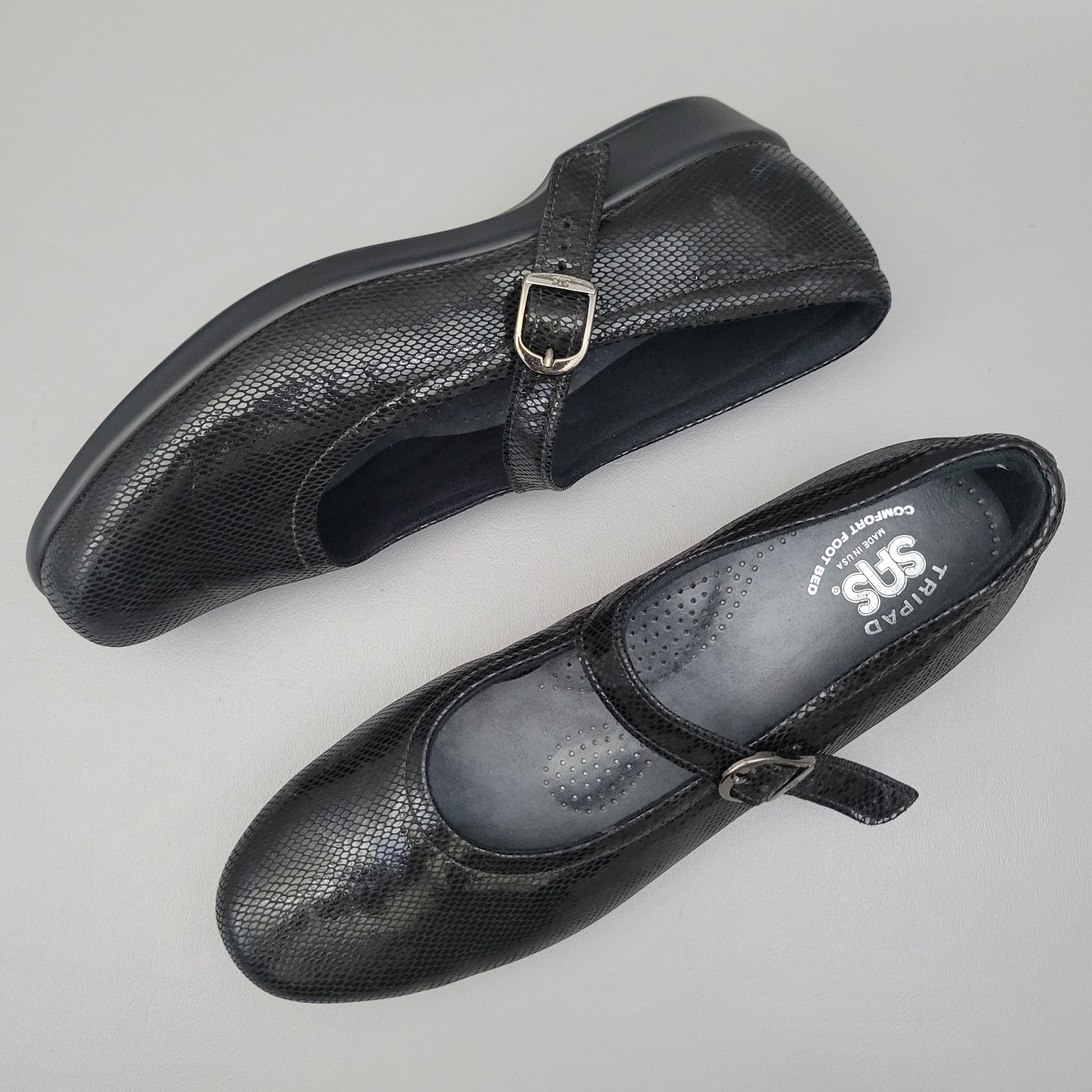 SAS Maria Black Leather Mary Jane Comfort Shoes Snake Print Womens Size 9 N