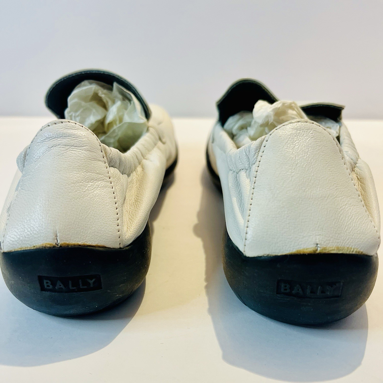 BALLY White Leather Slip On Shoes Italy Size 6.5 / 36.5 Comfort Minimalist