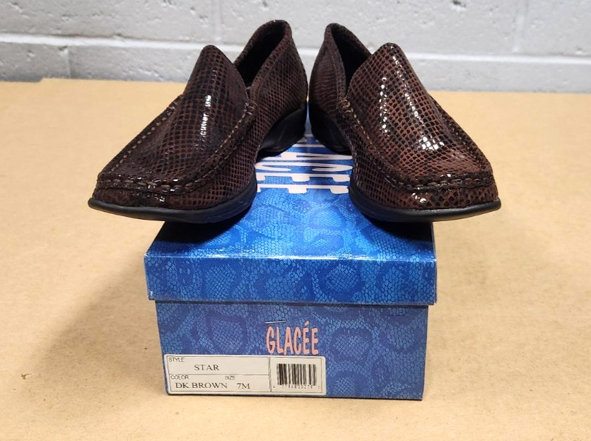 Glacee Star Women’s Snakeskin Pattern Leather Loafers Brown ~ US Size 7M