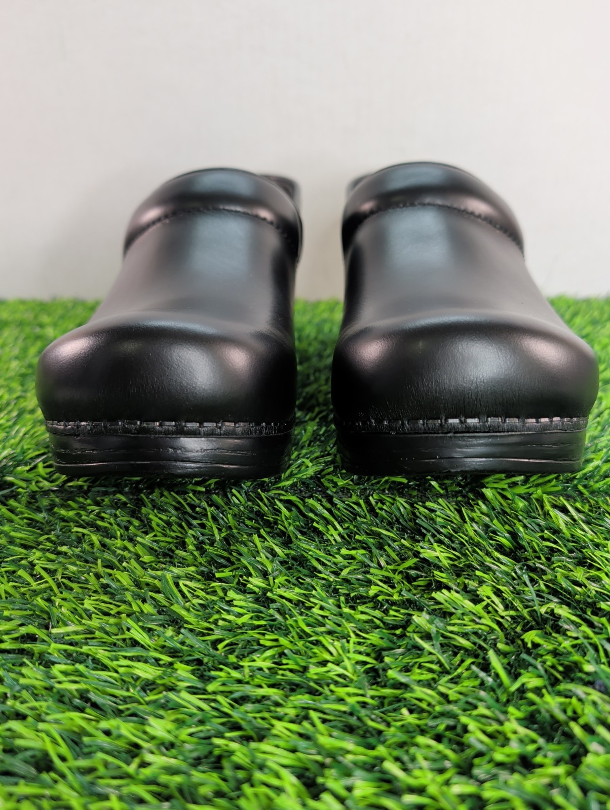 Dansko Balance Man Woven Leather Clogs EU Size 42 US 8.5 – 9 Black