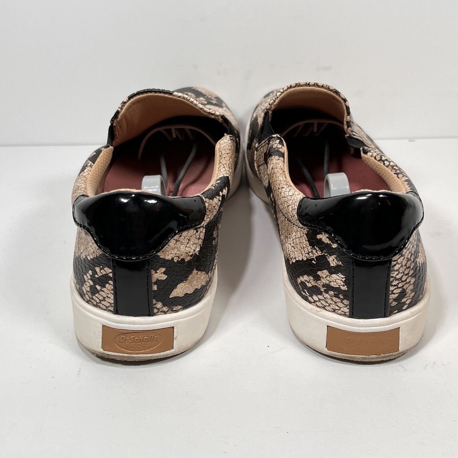 DR. SCHOLLS Snake Print Be Free Energy Technology Womens Slip On Shoes Sz 9.5 M