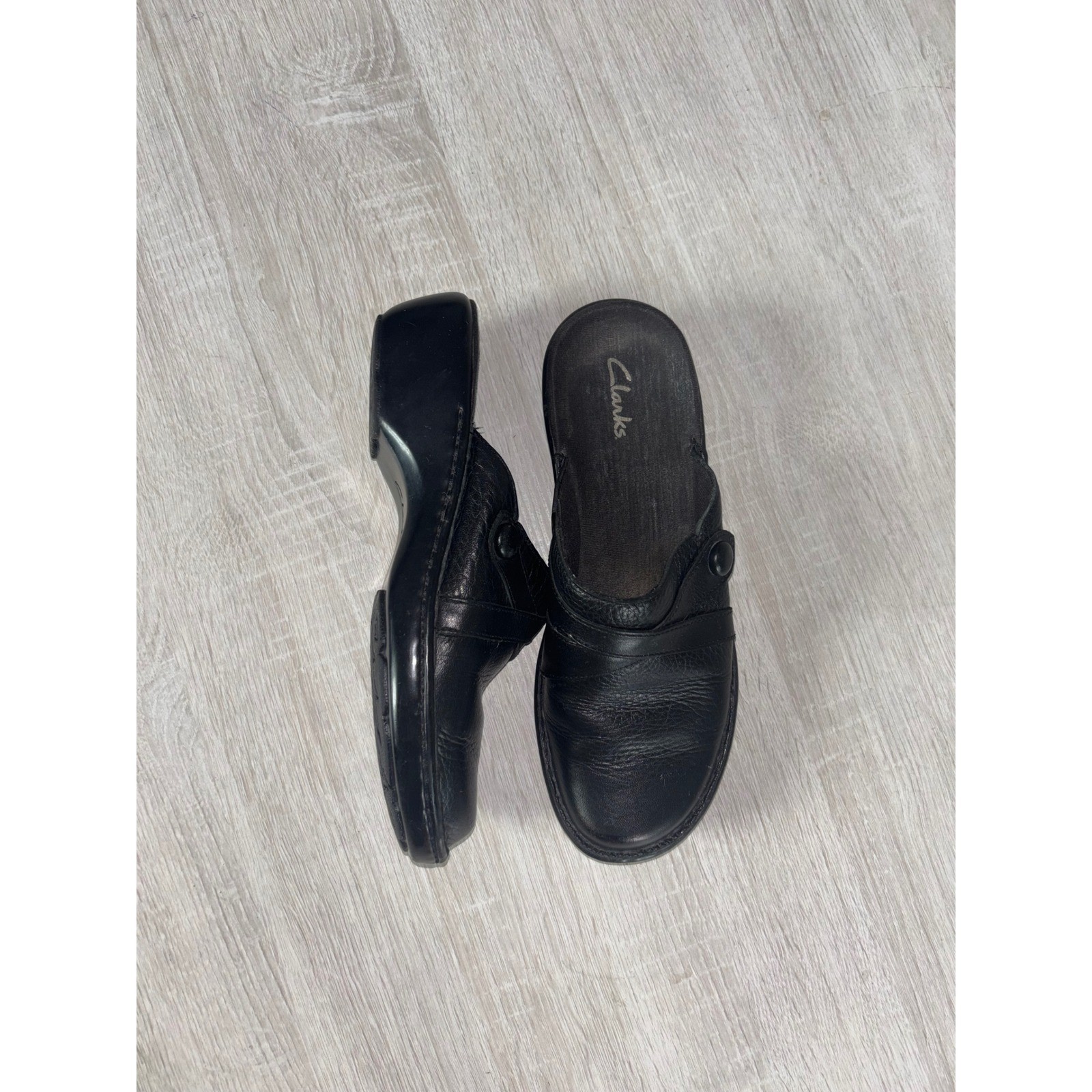Clarks Womens Black Leather Slip On Mules Wedge Clogs Button Detail Shoes Size 7