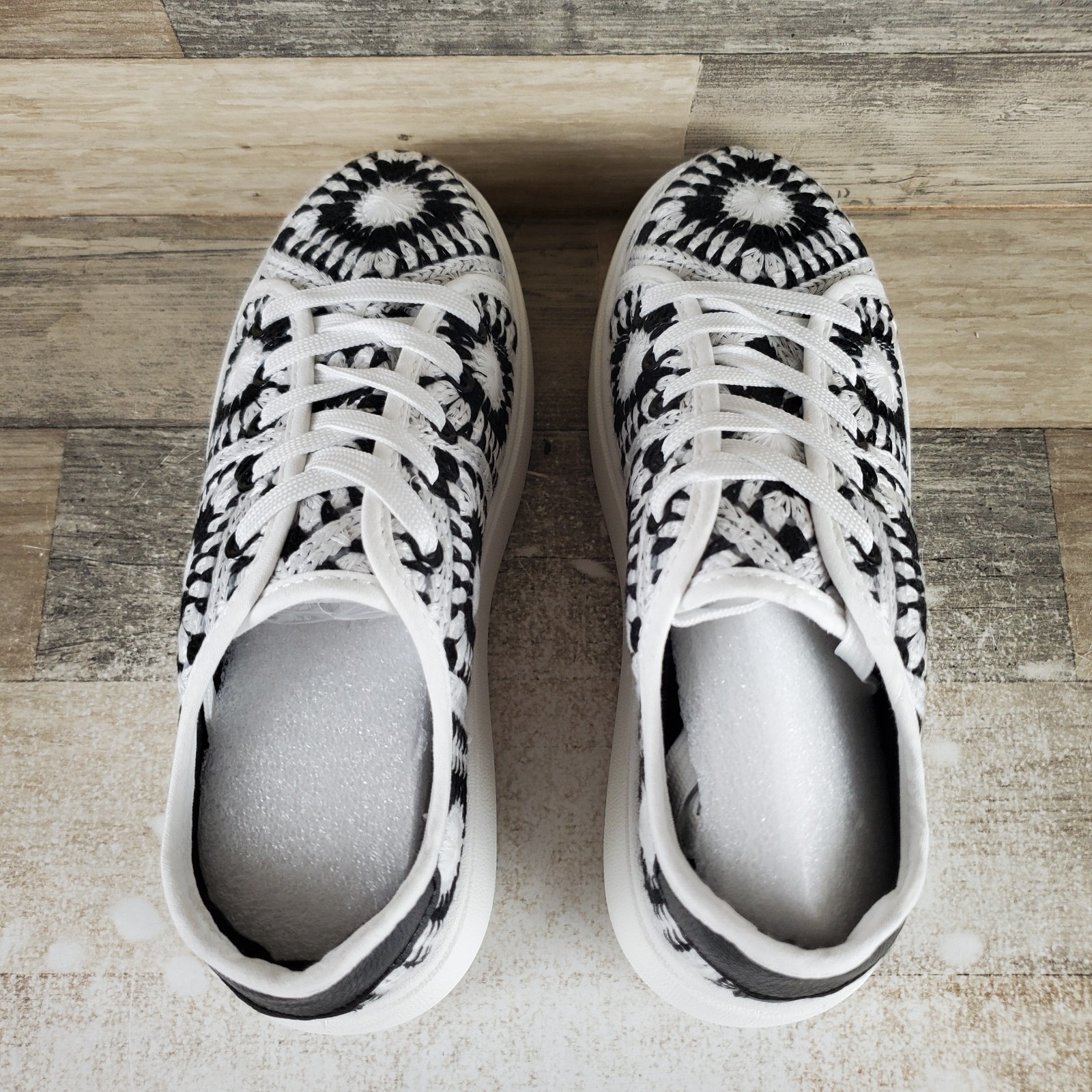Dirty Laundry Recreation Womens Shoes Sz 6.5 Black White Multi Platform Sneakers