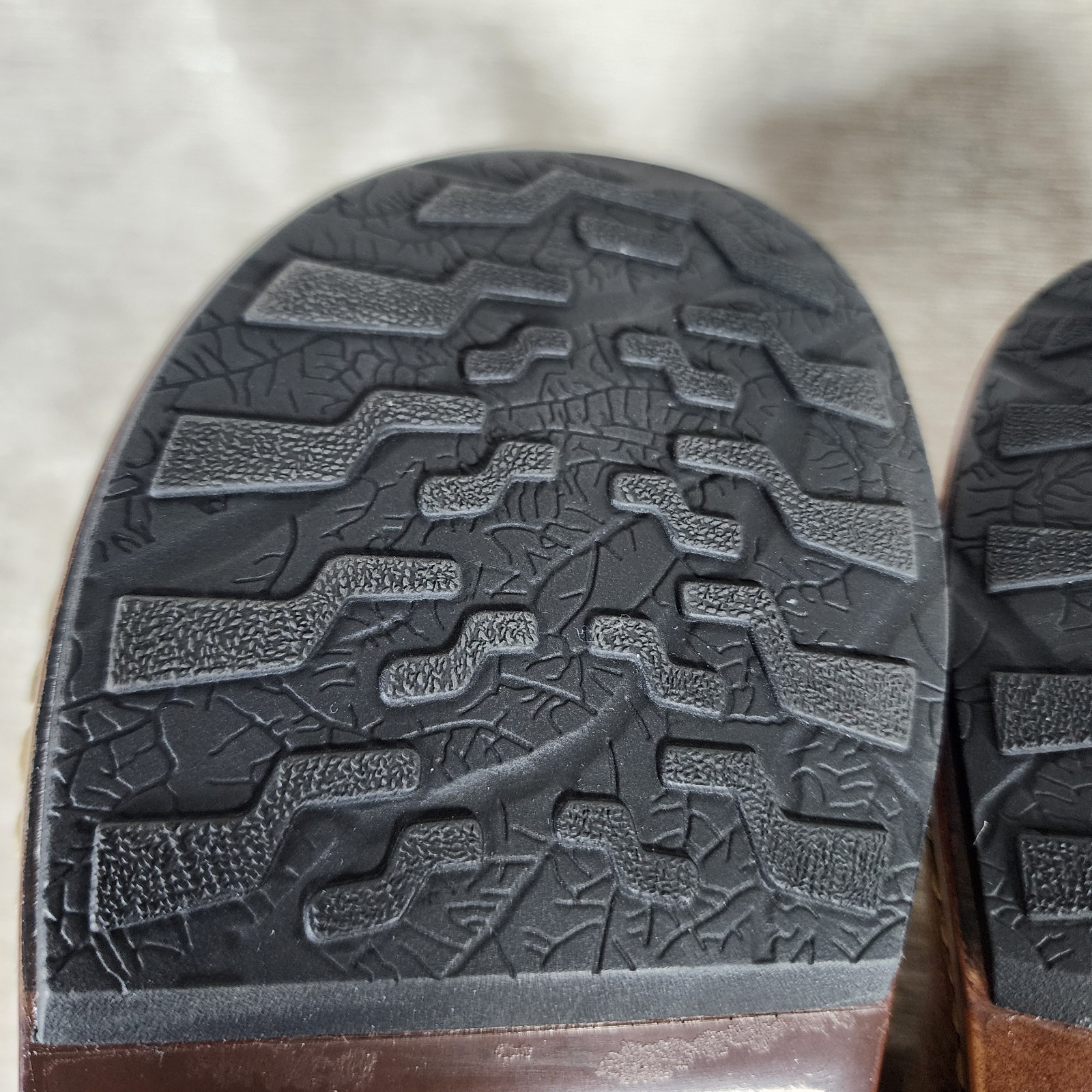 Born Leather Wool Clogs Size 7 EU 38 Made in Mexico Aztec Southwest Mules Slides