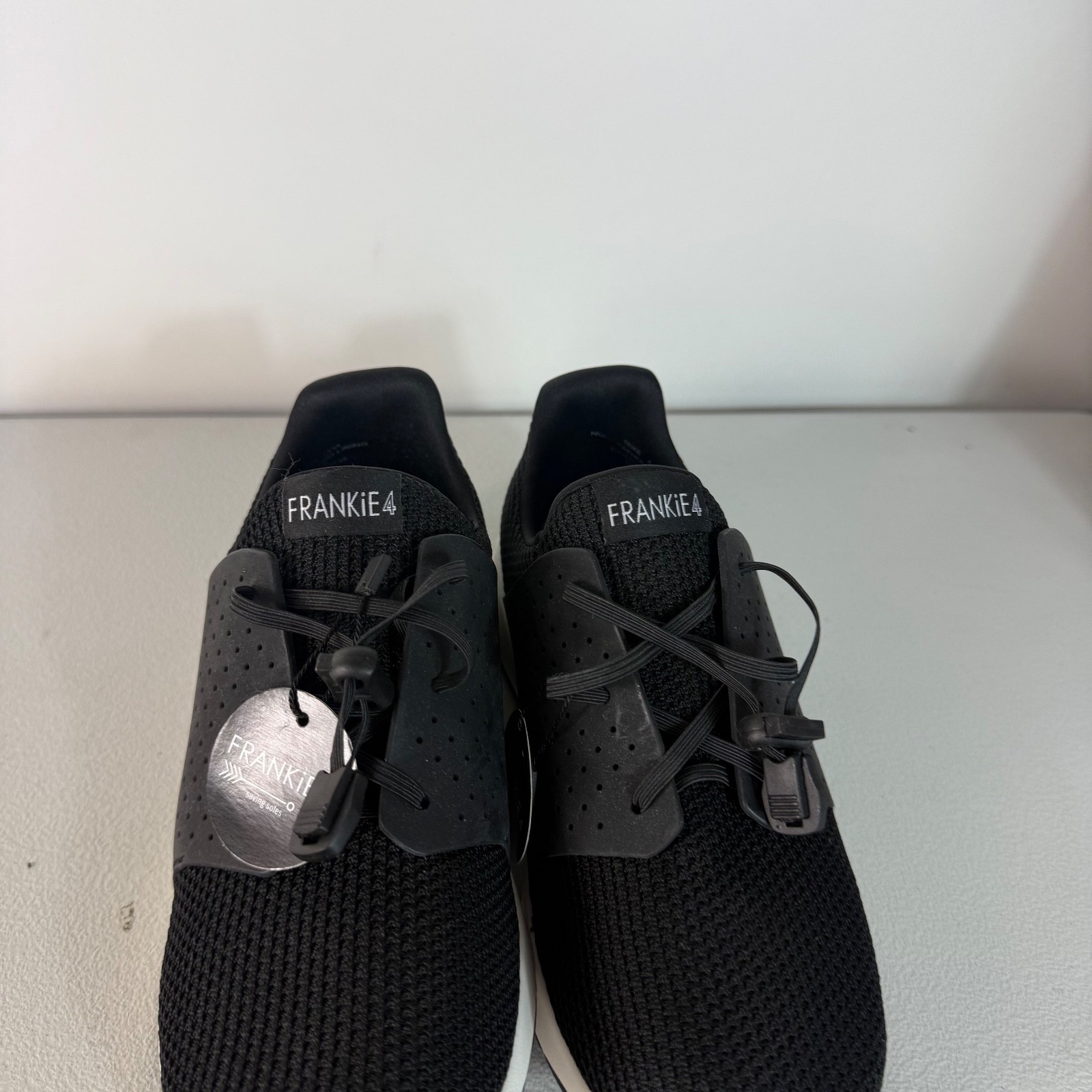 Frankie4 Trixie II Shoes Women’s US 7.5 UK 5 Comfort Low Top Black