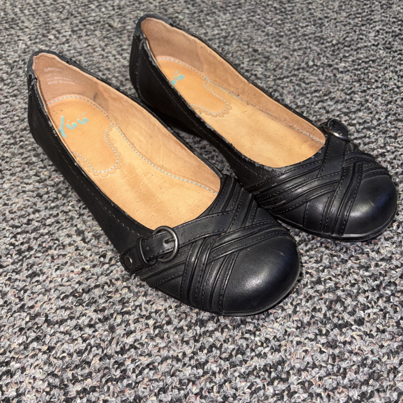 Yuu Mary Jane Shoes Black Slip Ons Gander Man Made Material Womens Size 9 M